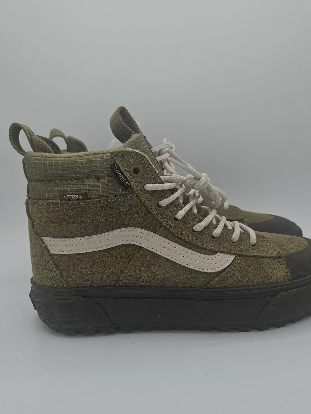 Vans Sk8-Hi MTE Womens 7.5 Olive Green High-Top Insulated Boots NWOB
